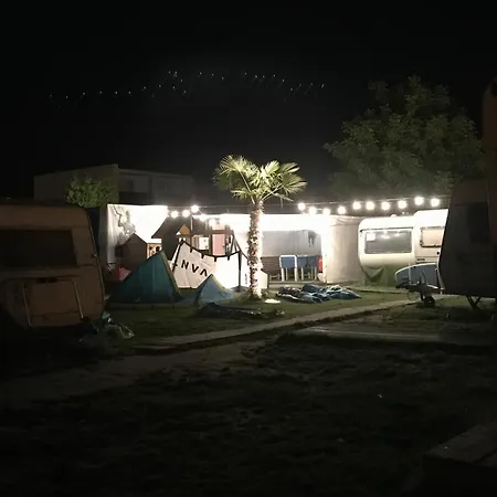 Campingplatz Surf Przyczepy Jastarnia